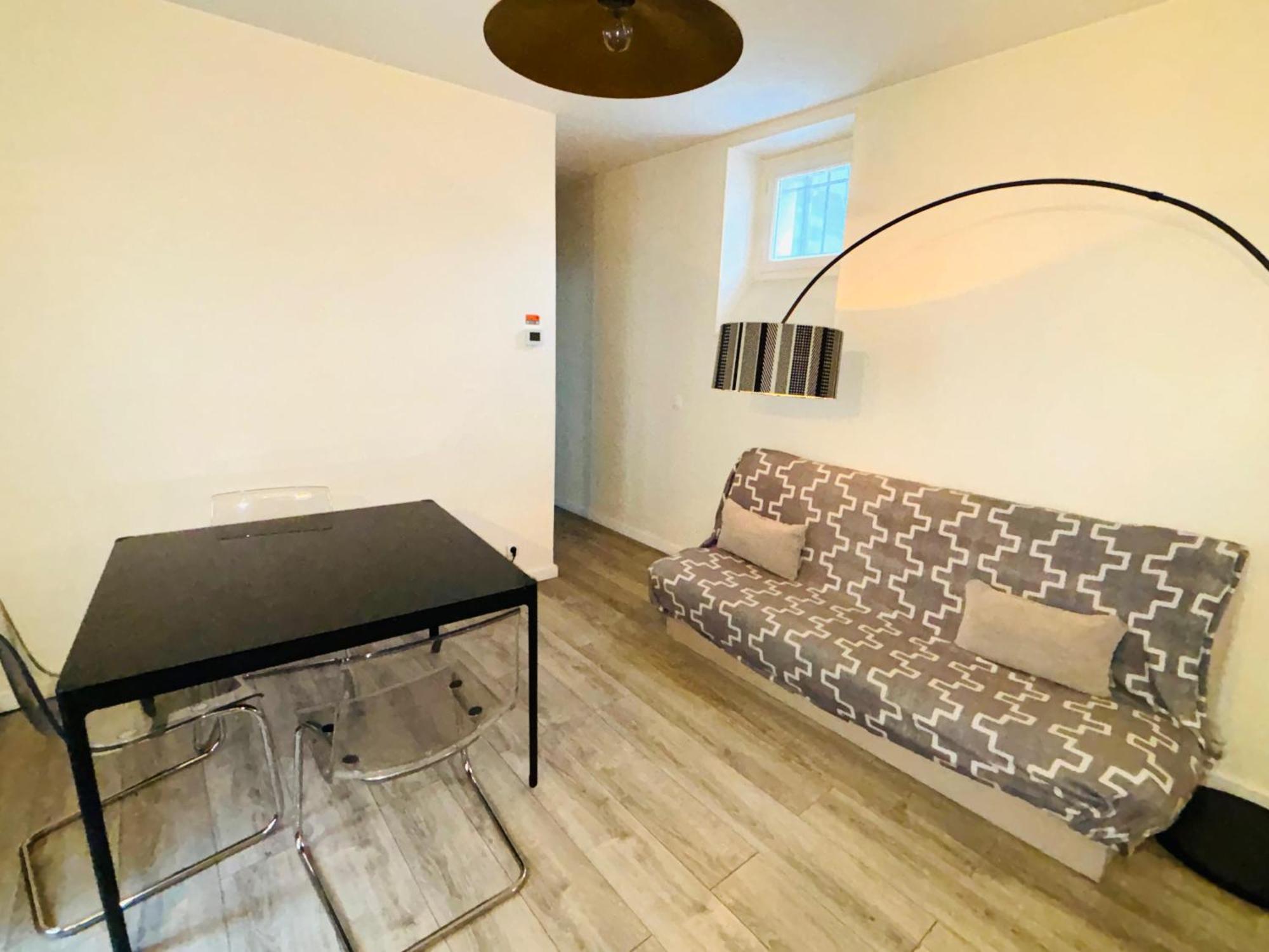 Tour Eiffel Alesia *